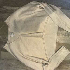 BDG Cream V-Neck Sweater Knit Casual